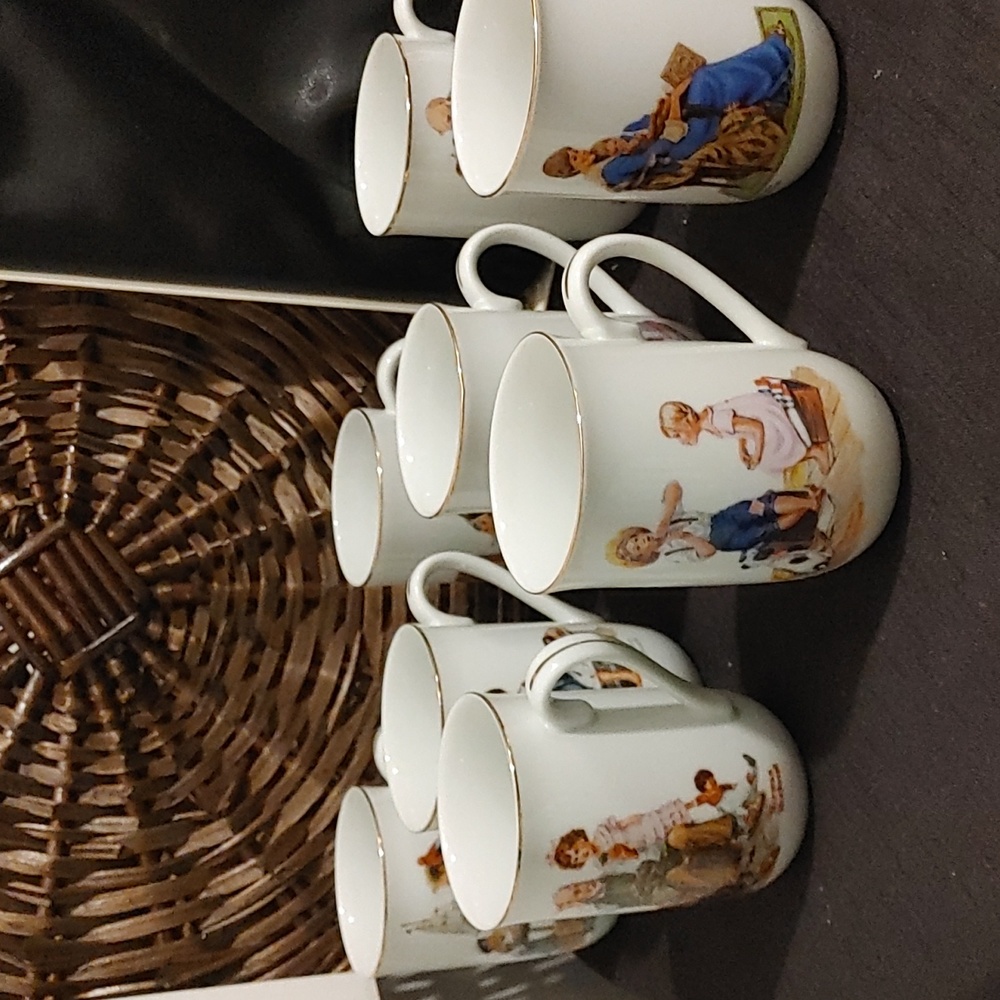 8 Norman Rockwell Museum Cups